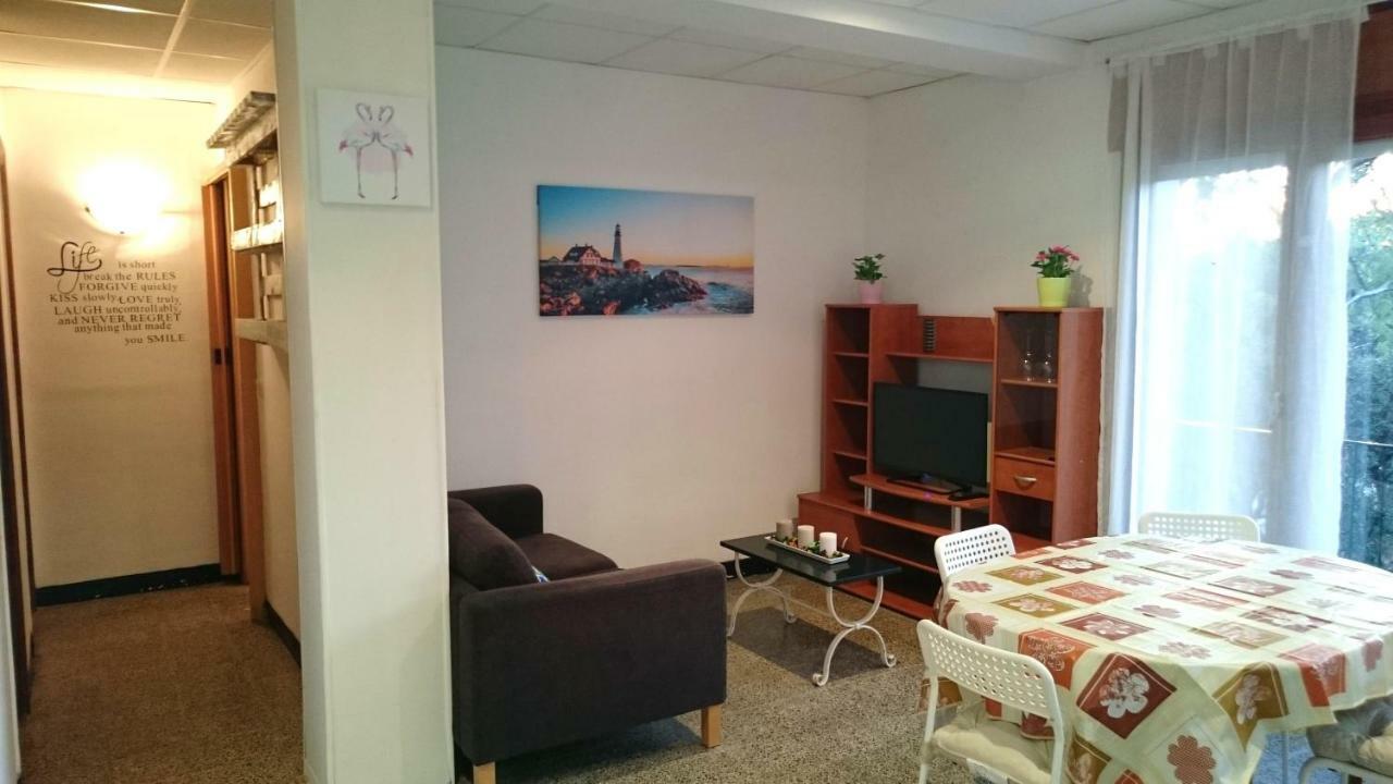 Apartamentos Juan Jose يوريت دي مار المظهر الخارجي الصورة